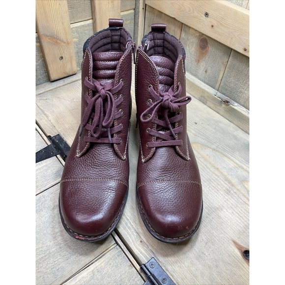 Clarks Cushion Soft Retro Boots Maroon Plaid Accent Zipper US9 - Picture 4 of 10